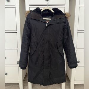 Aritzia TNA Avoriaz Mid-Length, Goose-Down Parka. Black. Size XS EUC
